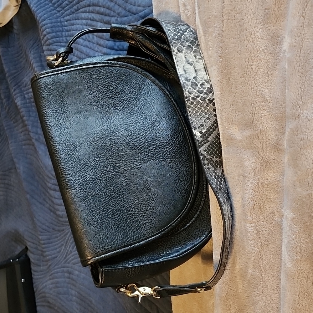 Black Purse